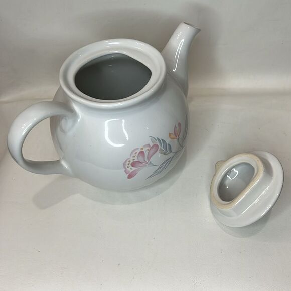 Corelle Coordinates Stoneware Tea Pot With Lid Handle Spout Floral Feminine Pink - Picture 4 of 6